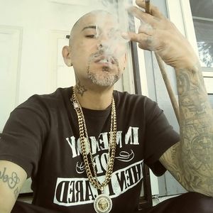 Meet your Posher, Mykeo